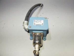 PRESSURE SWITCH TYPE: H105 MODELE: 156