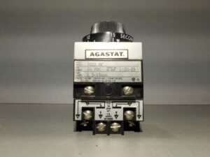 RELAIS TEMPORISÉ AGASTAT 7022 OC 1.5 À 15 SECONDES