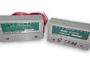 MAGNETIC FIELD SENSOR WITH MAGNETIC ACTUATOR - HONEYWELL - MICRO SWITCH™­­ - MODEL 21FR1-B AND 20FR1-6B